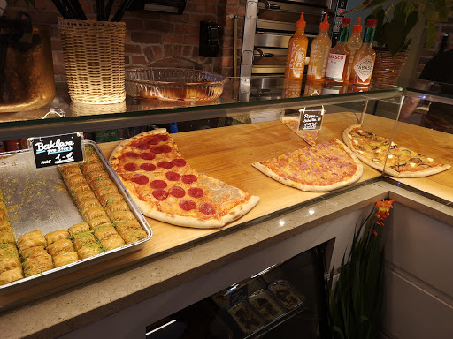 HERNALS. Kebap Pizza – Vienna