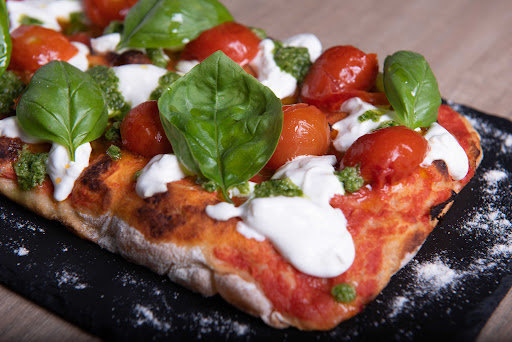 SETTE Artisan Craft Pizza • Cocktail Bar – Vienna