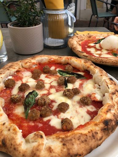 O’ SOLE ‘E NAPULE Pizzeria Napoletana – Graz
