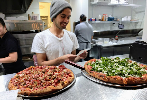 Aviator Pizza & Drafthouse – Austin