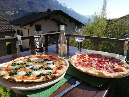 Bino’s Pizzeria – Brienz
