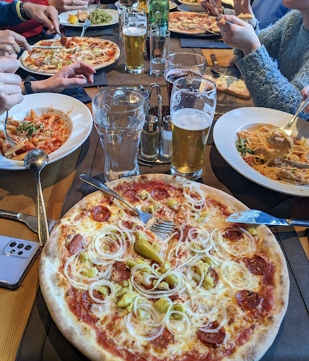 Cafe Anny Pizzeria Platzl – Neustift im Stubaital