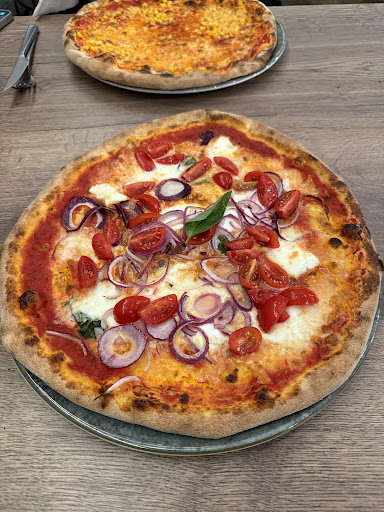 da Leonardo lienz – Lienz