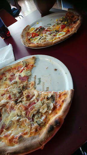 Dino`s bistro – Seekirchen am Wallersee