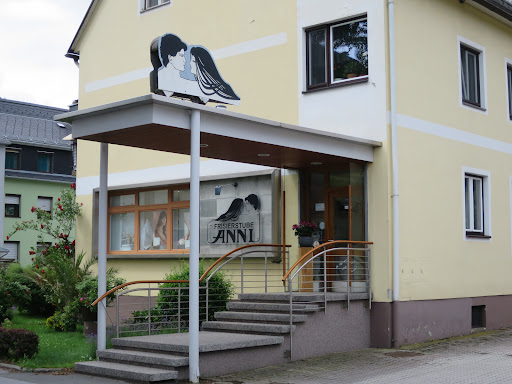 Frisierstube Anni – Kammern im Liesingtal