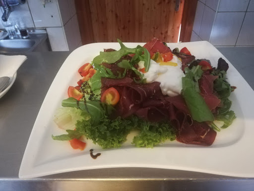 Gasthaus und Schilifte Feistritzsattel – Trattenbach