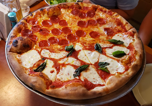 Giovanni’s New York Pizza – Leesburg