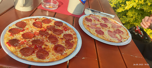 Griabige Pizzastubn – Hunding