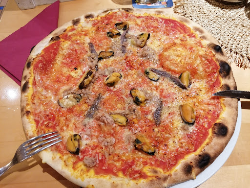 Kaminstub´n – Restaurant & Pizzeria – Schwaz
