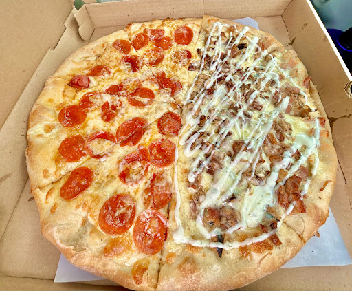 Leandro’s Pizza + Kitchen – Port Reading