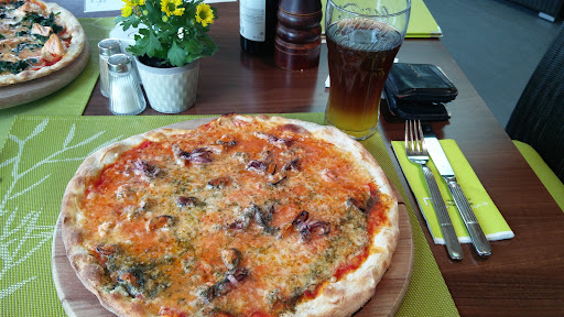 M1 Restaurant, Bar, Lounge – Oberperfuss