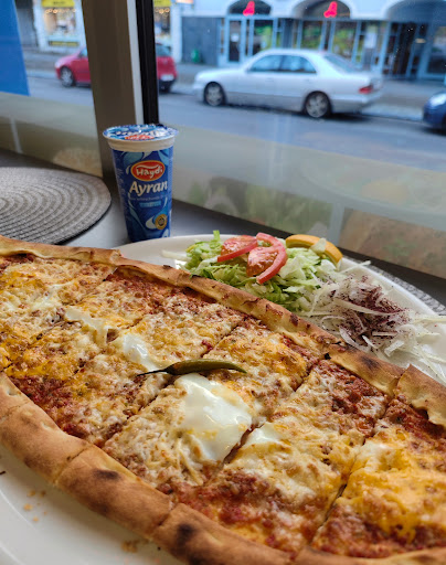 Meda Pizza Burger – Linz