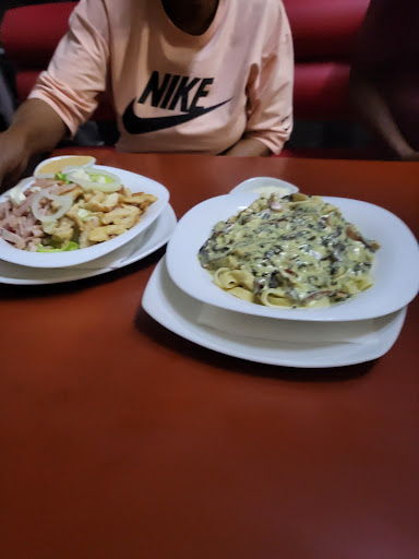 Milaneza Rustenburg square – Rustenburg