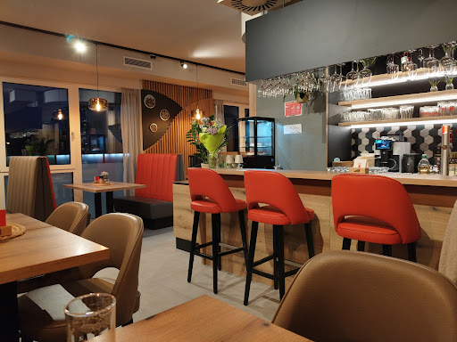 NOVA Bistro & Bar – Lengau