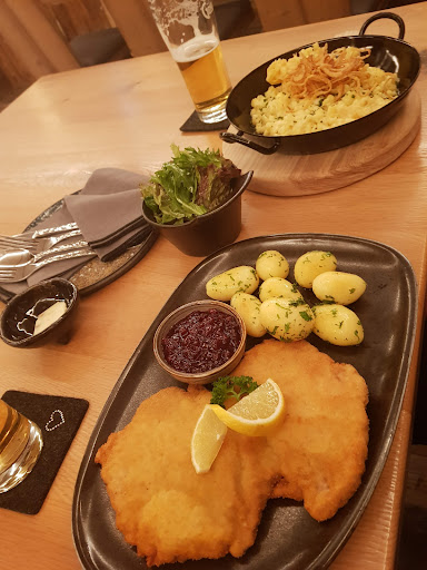 Pfarrwirtin – Dorfwerfen