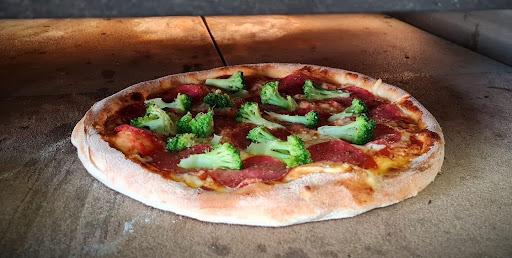 Pizza Uno & Adler OG – Spillern