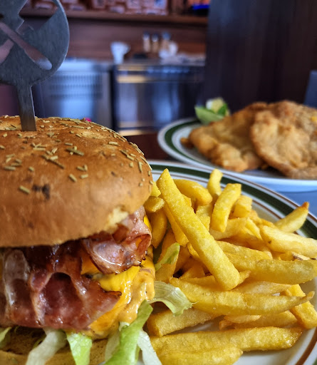 Platschnassstadl Biergarten & Restaurant – Haiming