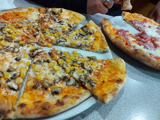 Rialto Pizzaria 23b – Schwechat