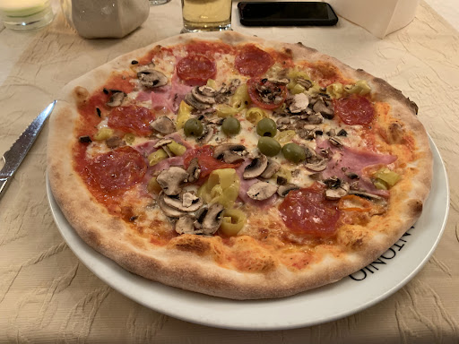 Ristorante Pizzeria LaRustica – Sankt Johann