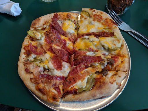 Sports Fans Pizza – Bettendorf