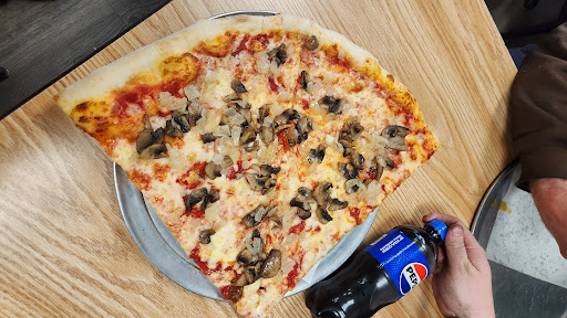 Stormville Pizza and More – Stormville