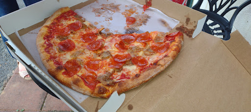 Teddy’s Pizza & Subs – Middleburg